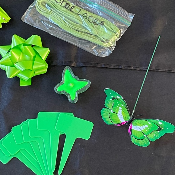 ❗5 For $2️⃣5️⃣ Bundle Sale❗️LIME-YELLOW-GREEN💚NO-MYSTERY💚BOX FULL OF MIXED ITEMS - Picture 16 of 16